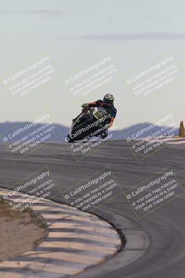 media/Sep-21-2025-Race Pace (Sun) [[98bf33ef95]]/Non Verified/1-Turns 9 and 10 (8am)/